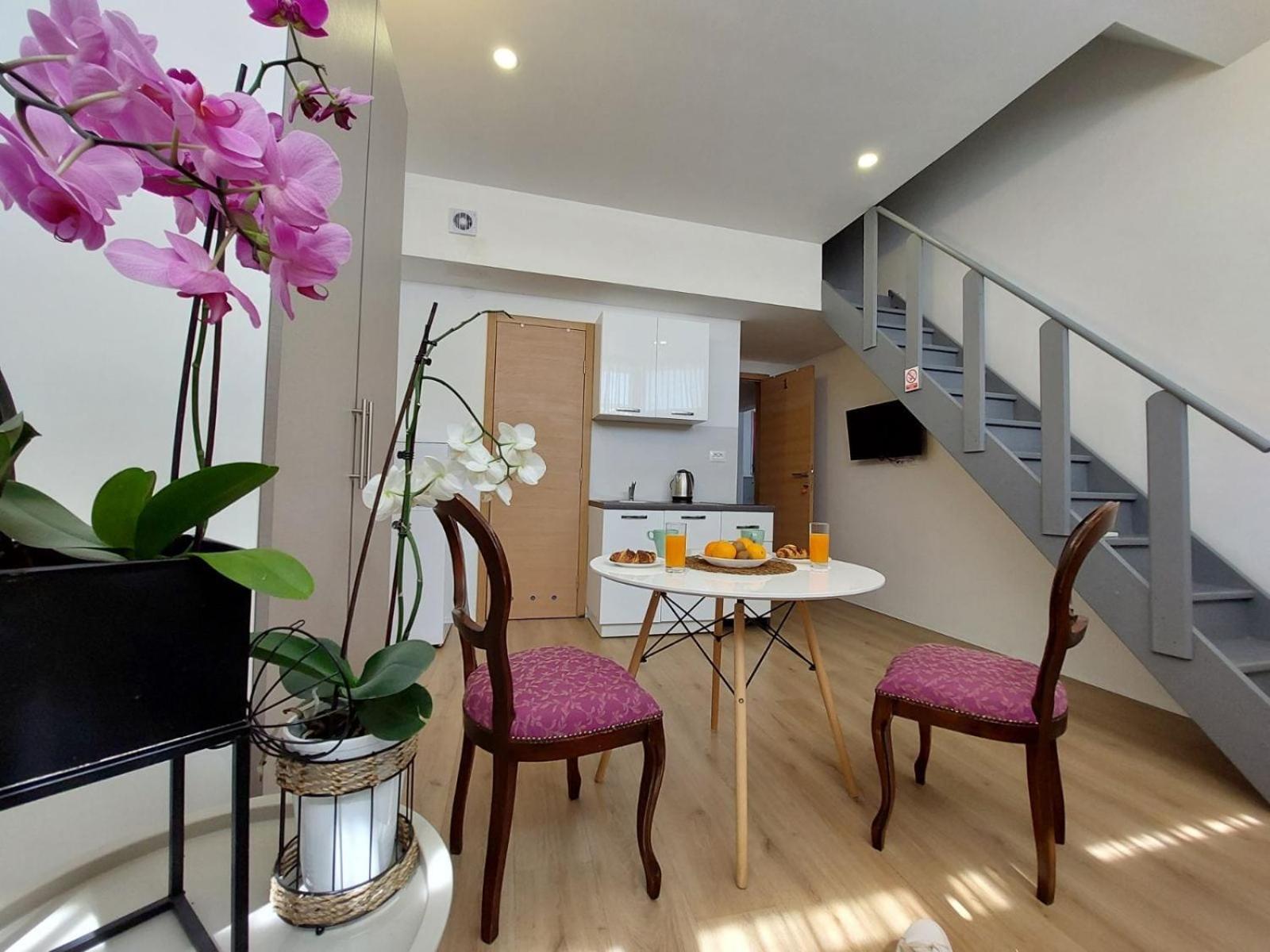 Apartmani Roza Pula Exterior photo